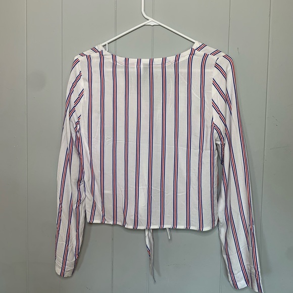 Button up stripped blouse - Picture 3 of 3